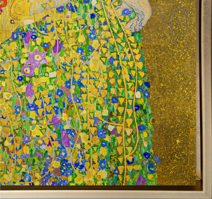 " The Kiss" Fine Art-Gold varnish