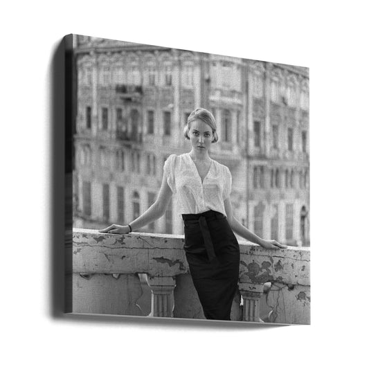 Artwork- Elegance-24X24inches-Gallery Wrapped (Ready to Hang)
