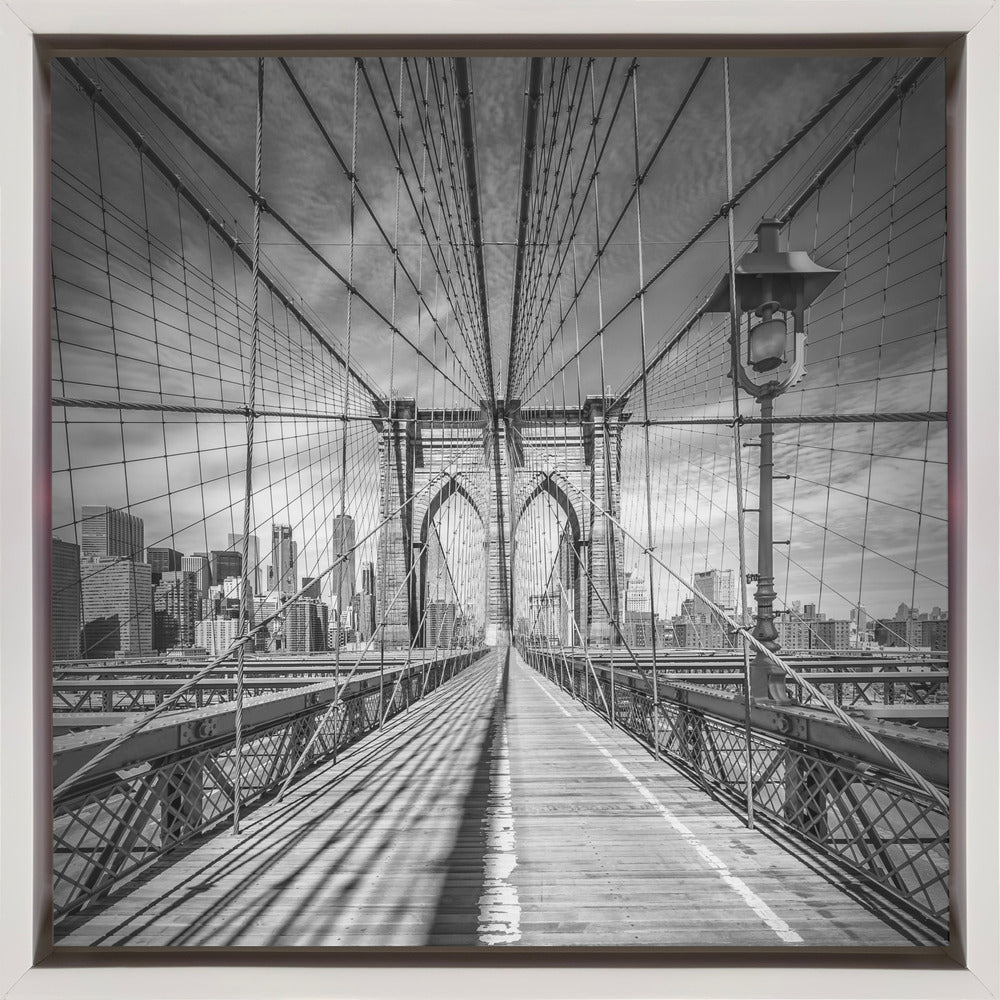  NYC Brooklyn Bridge Wall Artwork In Black Floating Frame